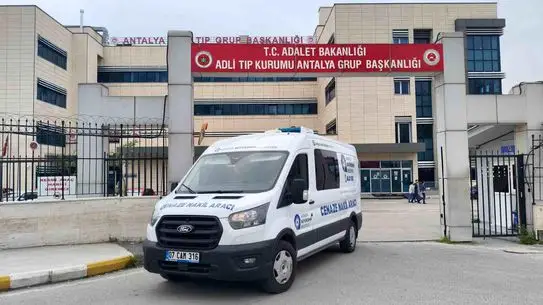 Bucak'ta 10 Yaşındaki Bisikletli Çocuğa Araç Çarptı: Aile Hüzün İçinde