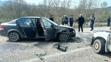 Balıkesir Balya'da Çift Taraflı Kazada 7 Yaralı: Detaylar ve Soruşturma