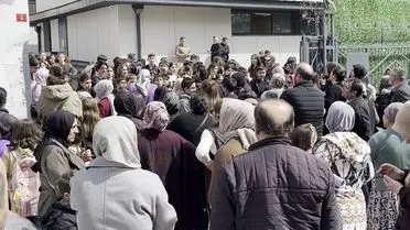 Ataşehir'de Ortaokul Kantininde Tavuk Döner Şüphesiyle Geniş Çaplı Panik