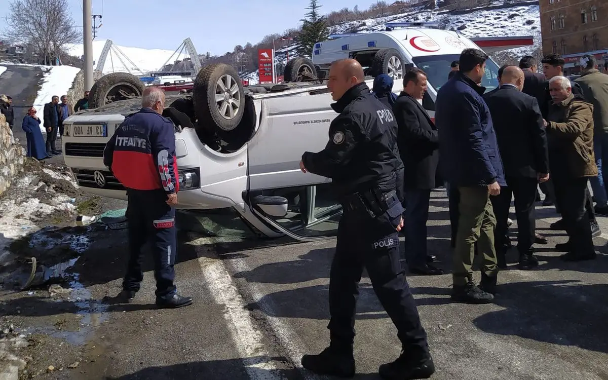 Bitlis’te Zincirleme Kazalar: 12 Yaralı, Trafik Güvenliği Sorgulandı