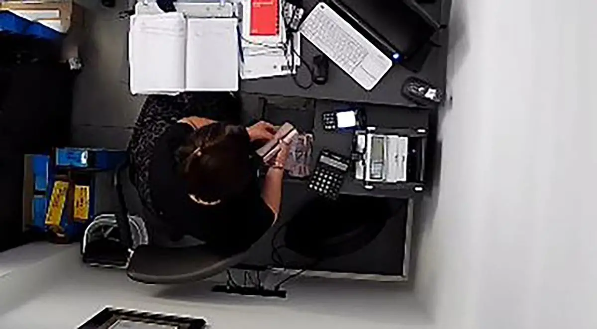 Adana diş kliniği ön muhasebeci R.Ç.