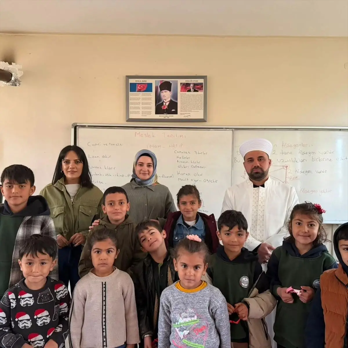 Sason Köy Okulunda Öğrencilere Meslekler Tanıtıldı