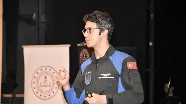 Türkiye'nin Uzay Kahramanı Tuva Cihangir Atasever, Antalya'da Gençlerle Buluştu