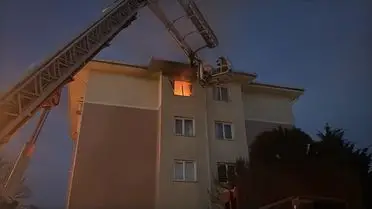 Edirne'de Apartman Yangını Kontrol Altına Alındı: Daireler Kullanılamaz Durumda