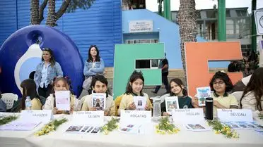 Fethiye'de Minik Yazarlar Kitaplarını İmzalıyor: 11. "Hadi Yazalım Gari" Etkinliği