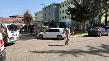 Siverek'te Liseye Giren Silahlı Saldırgan 7 Kişiyi Yaraladı