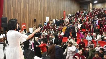 Sason’da Renkli Çocuk Konseri Palyaçolar ve Lezzetli İkramlarla Coştu