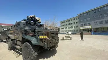 Olay yerinde bulunan güvenlik görevlileri