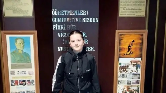 Bilecik’ten Türkiye Şiir Yarışması Birinciliği: Aylin Özer’in Başarısı