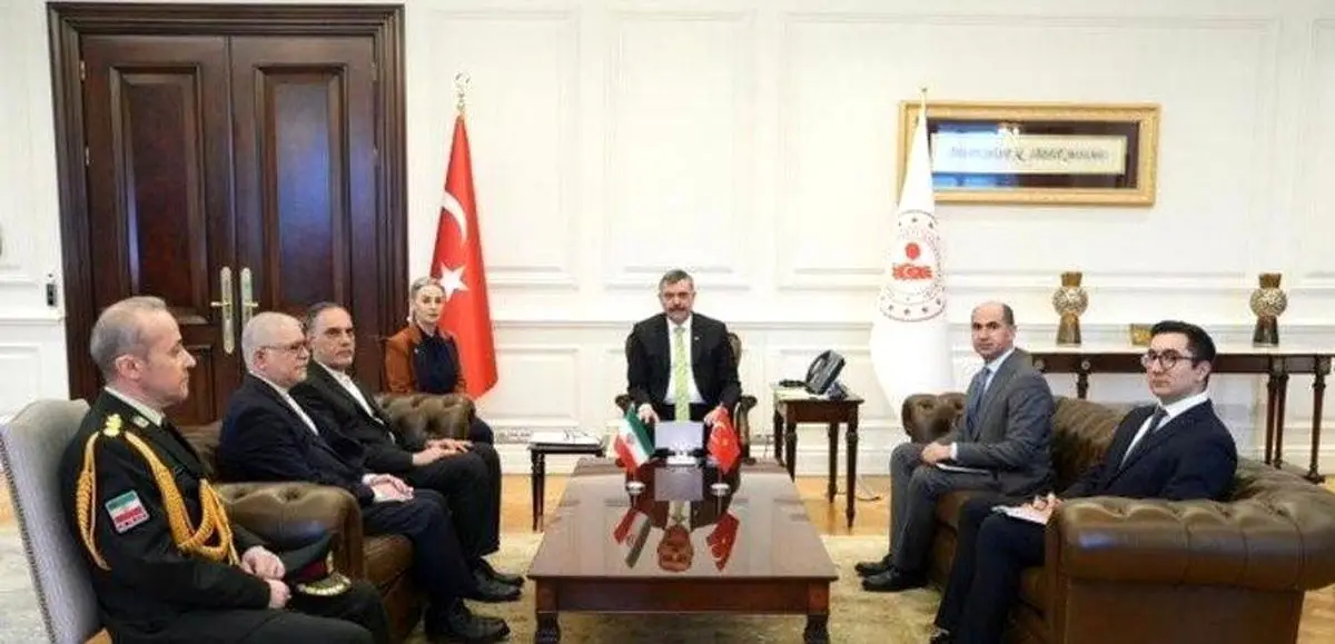 İçişleri Bakanı Mustafa Çiftçi ve İran Büyükelçisi Habibullahzadeh görüşme anı