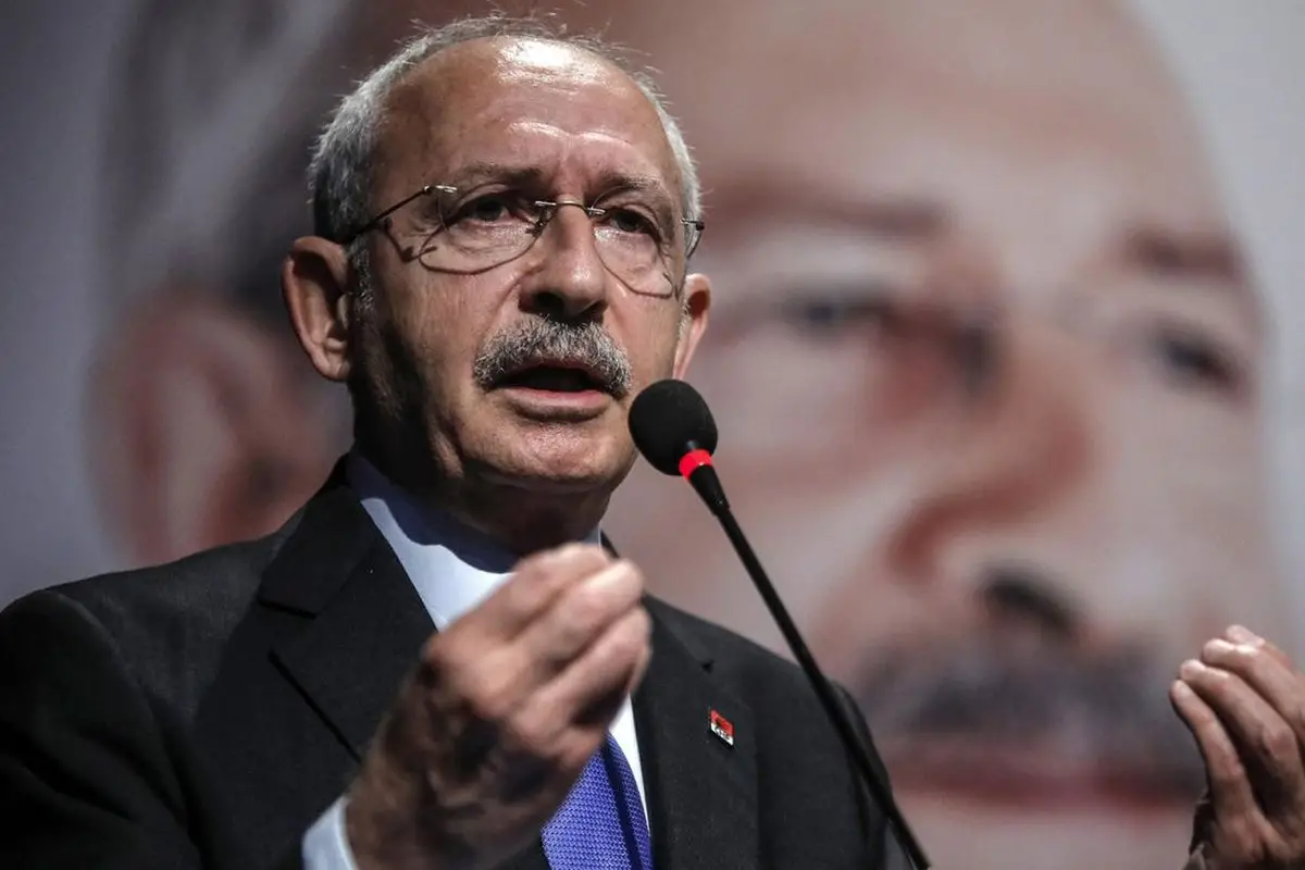 Kemal Kılıçdaroğlu mahkeme önünde
