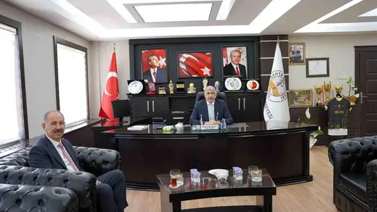 Arpaçay ve Kahta Belediyeleri Kardeşlik Ziyaretiyle Ortak Projeleri Değerlendirdi