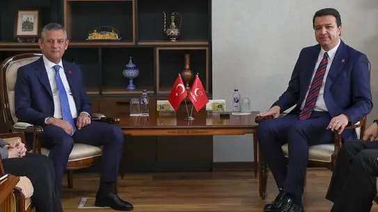 Özgür Özel, Ara Seçimin Hemen Gerçekleşmesi Gerektiğini Vurguladı