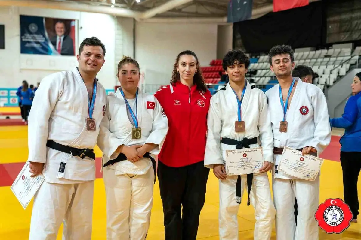 Denizli judo şampiyonası kapak fotoğrafı