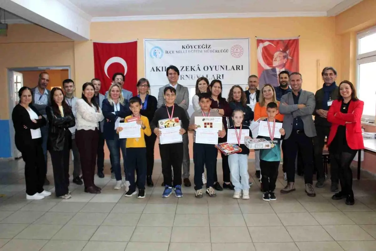Köyceğiz akıl oyunları turnuvası katılımcıları