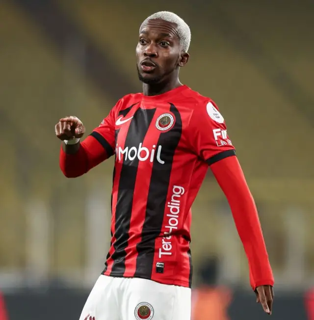 Galatasaray ve Gençlerbirliği maç öncesi antrenman