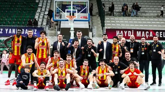 Göztepe, 23 Yıllık Süre Sonunda Play‑Off’a Yükseldi