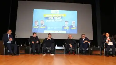 Şenol Güneş, Türkiye'nin Dünya Kupası Yarı Final Hedefini Açıklıyor