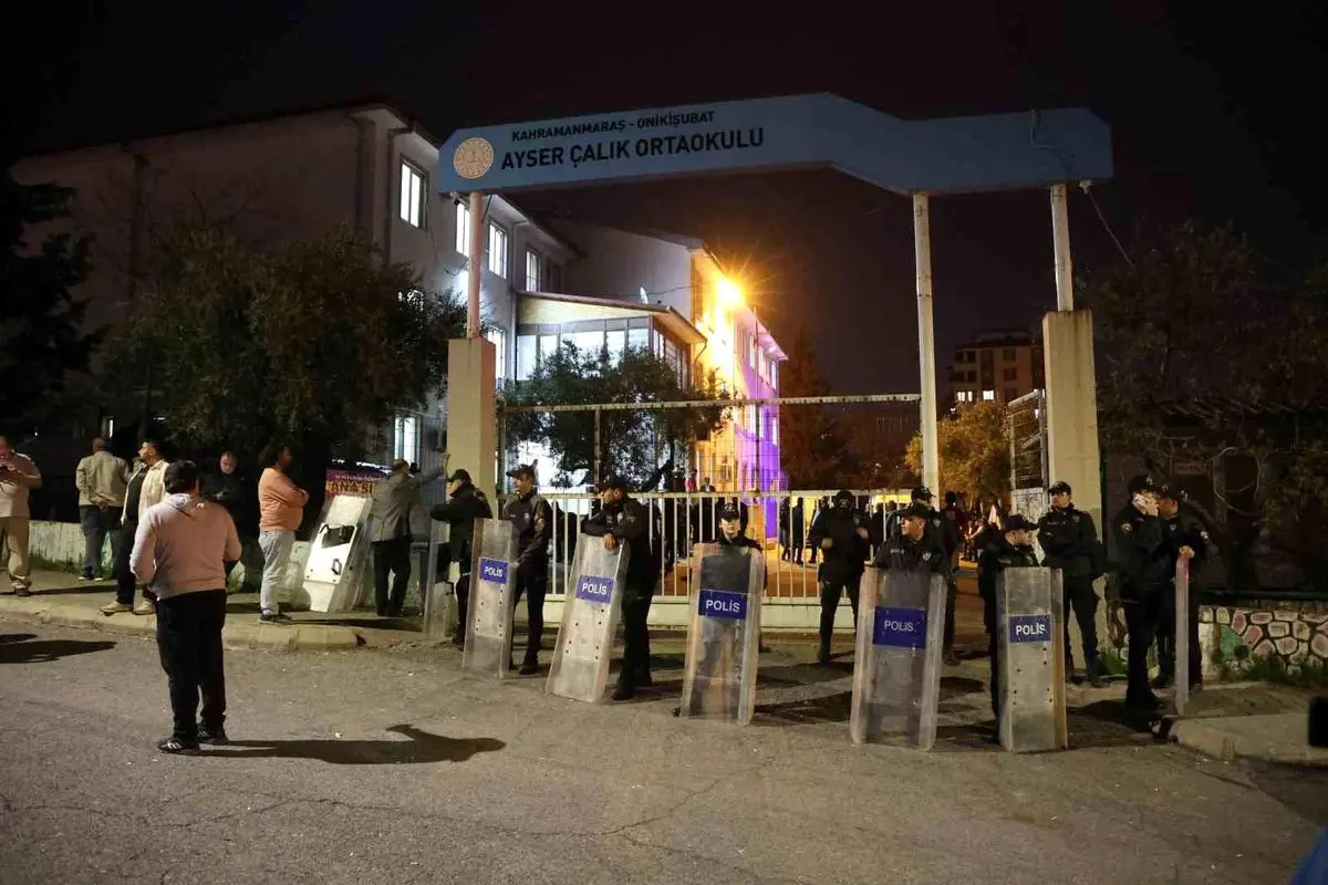 Kahramanmaraş Ayser Çalık Ortaokulu'nda Silahlı Saldırı: 9 Ölü, 13 Yaralı