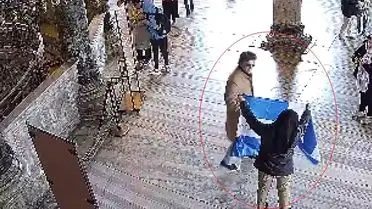 Ayasofya’da “Ya Ortodoks Ol Ya da Öl” Sloganıyla Eylem Yapan İki Yunan Vatandaşı Tutuklandı