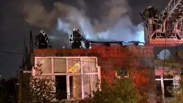 Çayırova'da Çatı Yangını Kontrol Altına Alındı