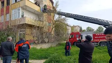 Edirne'de Genç, Evini Yanıp Kül Oldurduktan Sonra Babasını Aradı