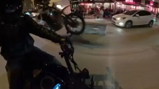 Eskişehir’de Motosikletini Kaldıran Sürücüye Ağır Ceza Kesildi
