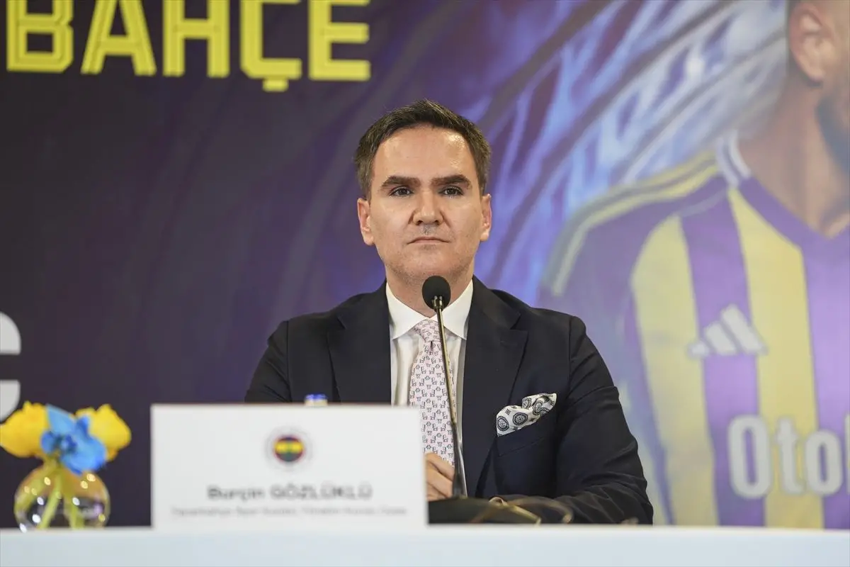 Fenerbahçe ve Otokoç'tan Yenilenen Forma Göğüs Sponsoru Anlaşması