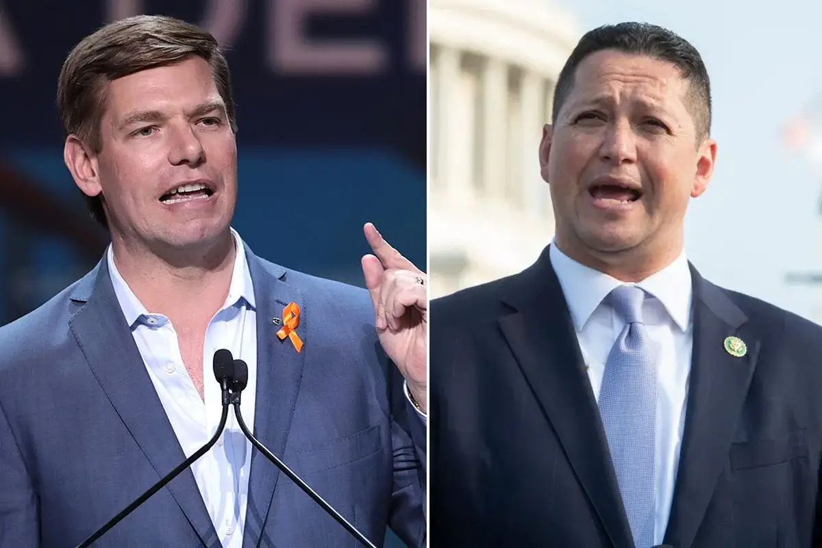 ABD Kongre Üyeleri Cinsel Taciz İddiaları Sonrası Görevlerinden Ayrıldı