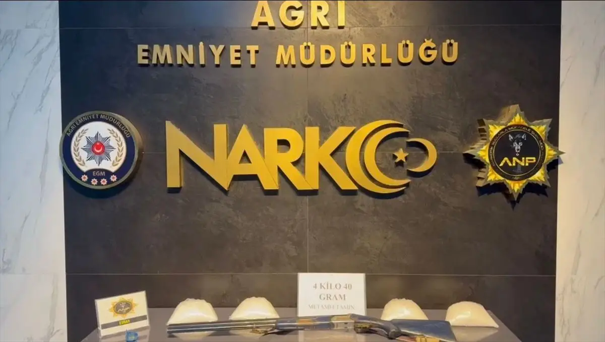 Ağrı ve Hatay’da Eş Zamanlı Uyuşturucu Operasyonu: 12 Şüpheli Tutuklandı