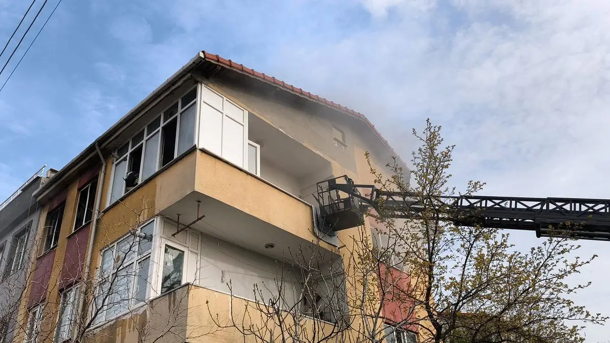 Edirne’de Ev Yangını: Madde Bağımlısı Genç Gözaltına Alındı