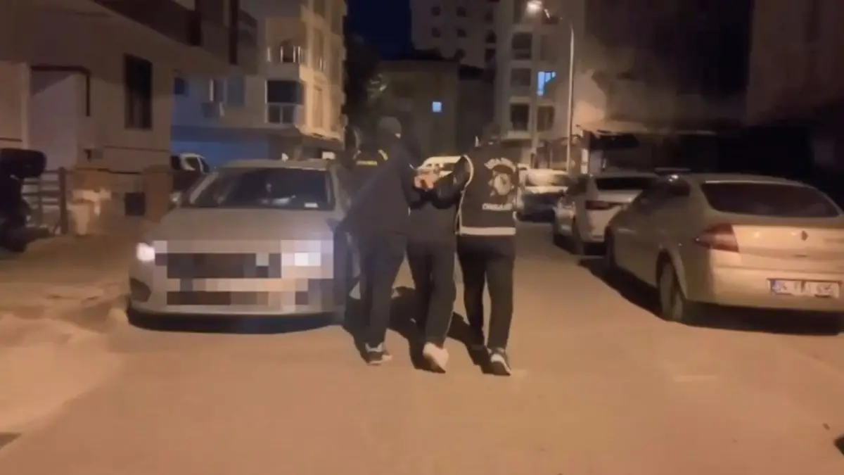 İstanbul’da Çocuklu Şüphelilerle Büyük Operasyon: 17 Kişi Gözaltında