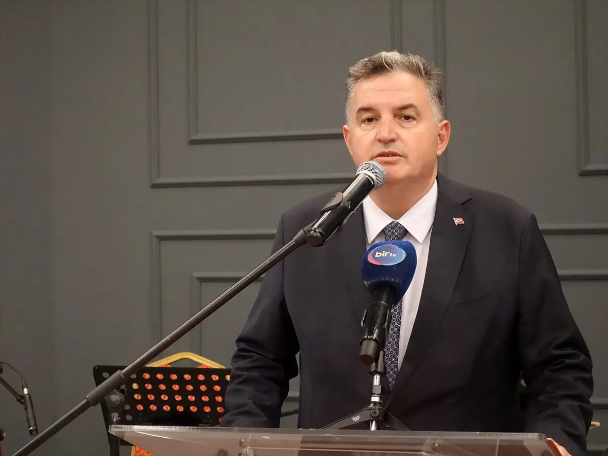 İzmir'de Turizm Haftası Coşkusu: Vali Elban'dan Doğal Güzelliklere Övgü