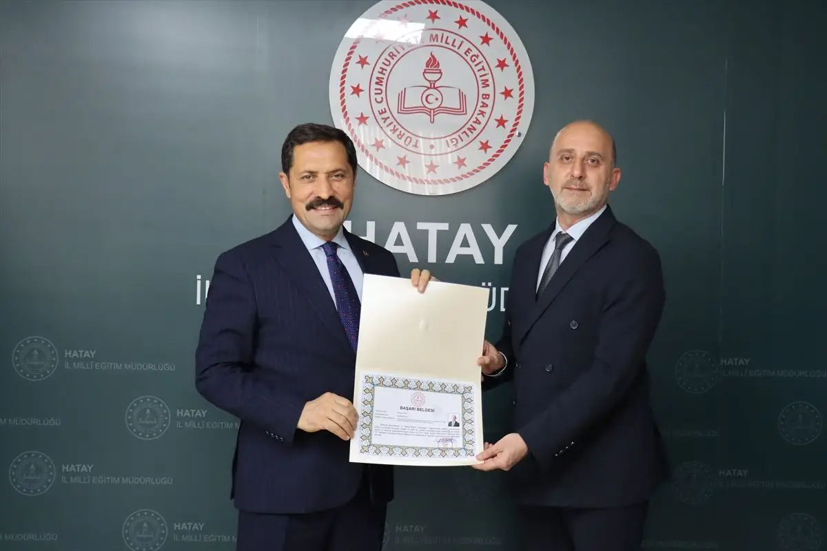 Hatay’da Robot Yarışması Ödül Töreni: Vali Masatlı’dan Katılımcılara Takdir Belgesi