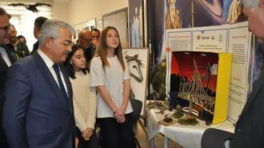 Akşehir'de 19 Projeyle TÜBİTAK 4006 Bilim Fuarı Coşkusu