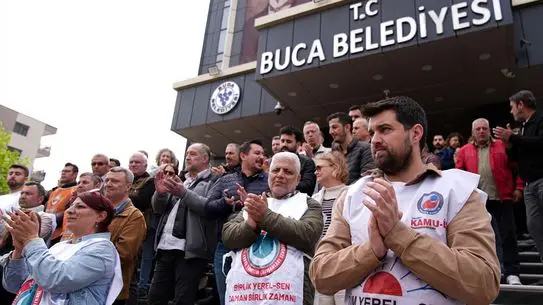 İzmir’de Memur Eylemi: 630 Çalışan 1 Gün İş Bıraktı