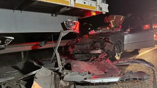 Kırıkkale'de Çarpışma: Sürücü Hastaneye Sevk Edildi