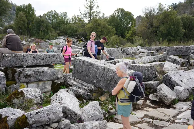 Kazı sahasından detaylı görüntü
