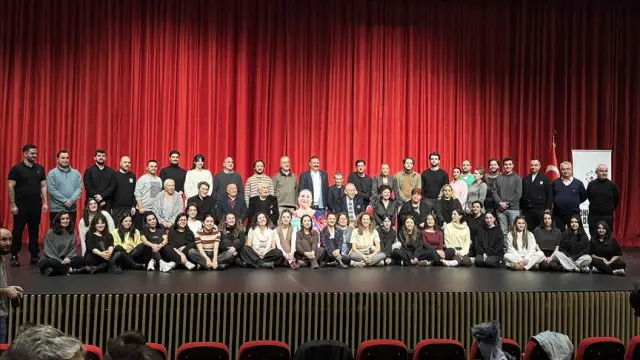 Müzikal sahne arkası