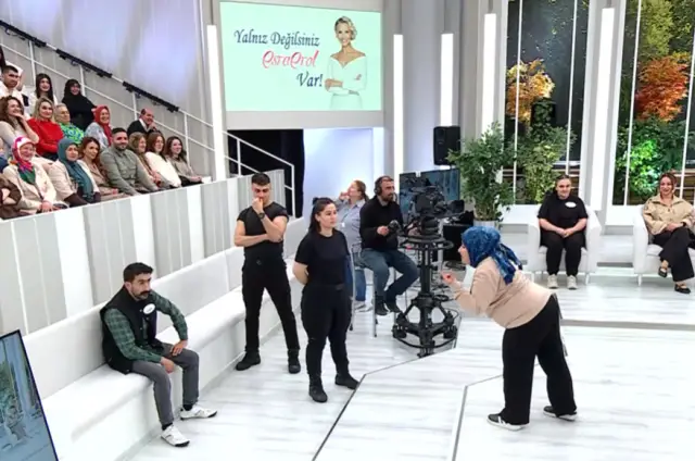 Stüdyo içinde gerilim