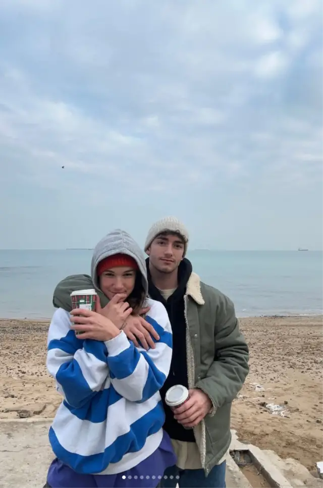 Nikah sonrası çiftin Rize manzarasında poz verdiği an