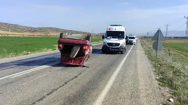 İlgin'de İki Otomobil Çarpıştı: 6 Yaralı ve Soruşturma Başladı