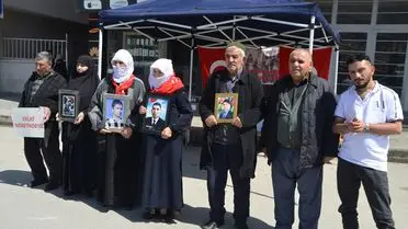 Muş'ta Aileler PKK Kaçırdığı Çocuklar İçin Nöbeti Sürdürüyor