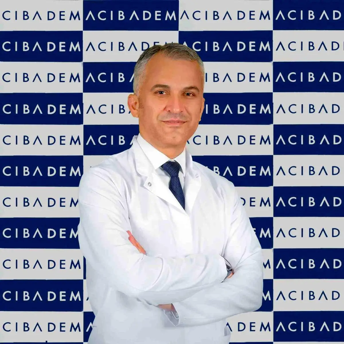 Prof. Dr. Soner Solmaz akıllı ilaçlar konulu konferans