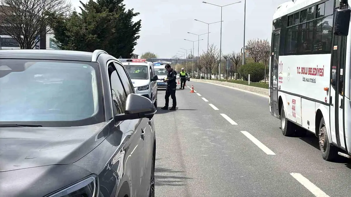 D-100 yolunda cipine çarpan yaşlı adam