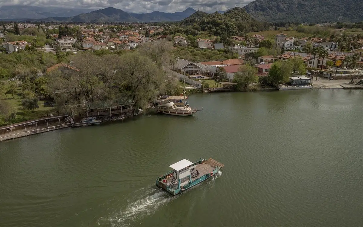 Dalyan Feribotu 50 Saniyede Karşıya Geçiyor: Yeni Hızlı Seferler Turist Akışını Artırıyor