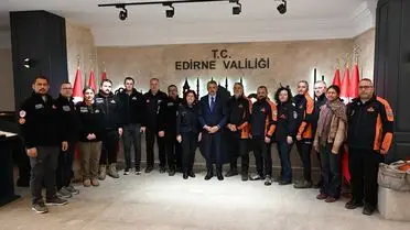 Edirne Valisi Yunus Sezer, Mahalle Afet Gönüllüleri Derneği Üyeleriyle Buluştu