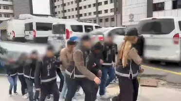 Kapalıçarşı’da 3 Milyon Dolar Değerindeki Kaçak Pırlanta Operasyonu Ortaya Çıktı