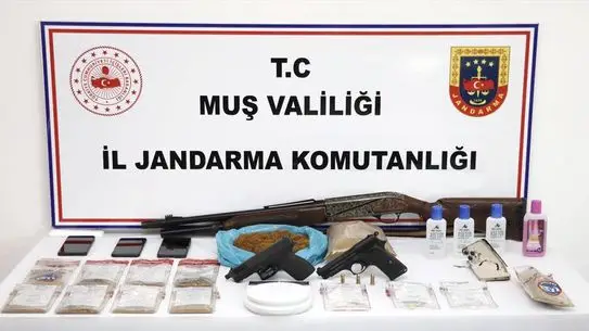 Muş’ta Uyuşturucu Operasyonu: 5 Gözaltı, 2 Tutuklama