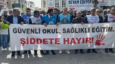 Şanlıurfa’da Eğitim Sendikaları Siverek ve Kahramanmaraş Saldırılarını Protesto Etti